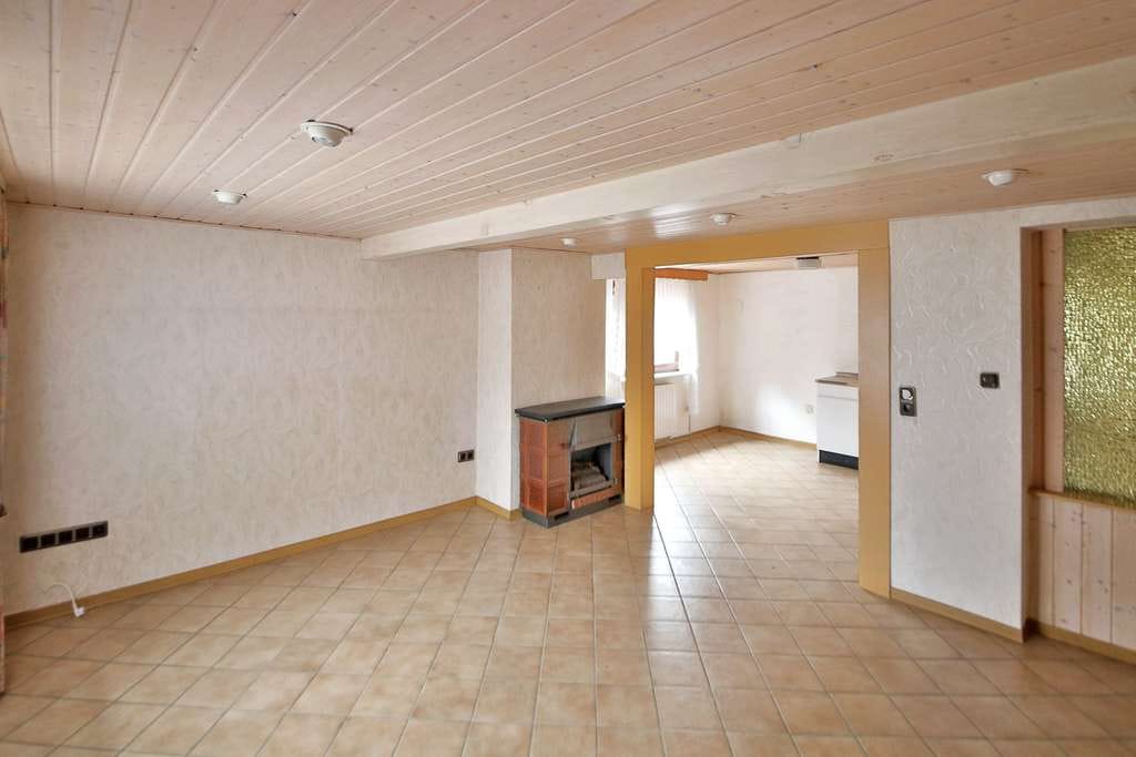 Immobilie in Hemsbach - Doppelhaushälfte mit großem Garten & Ausbaupotenzial in begehrter Lage von Hemsbach - Bild 3
