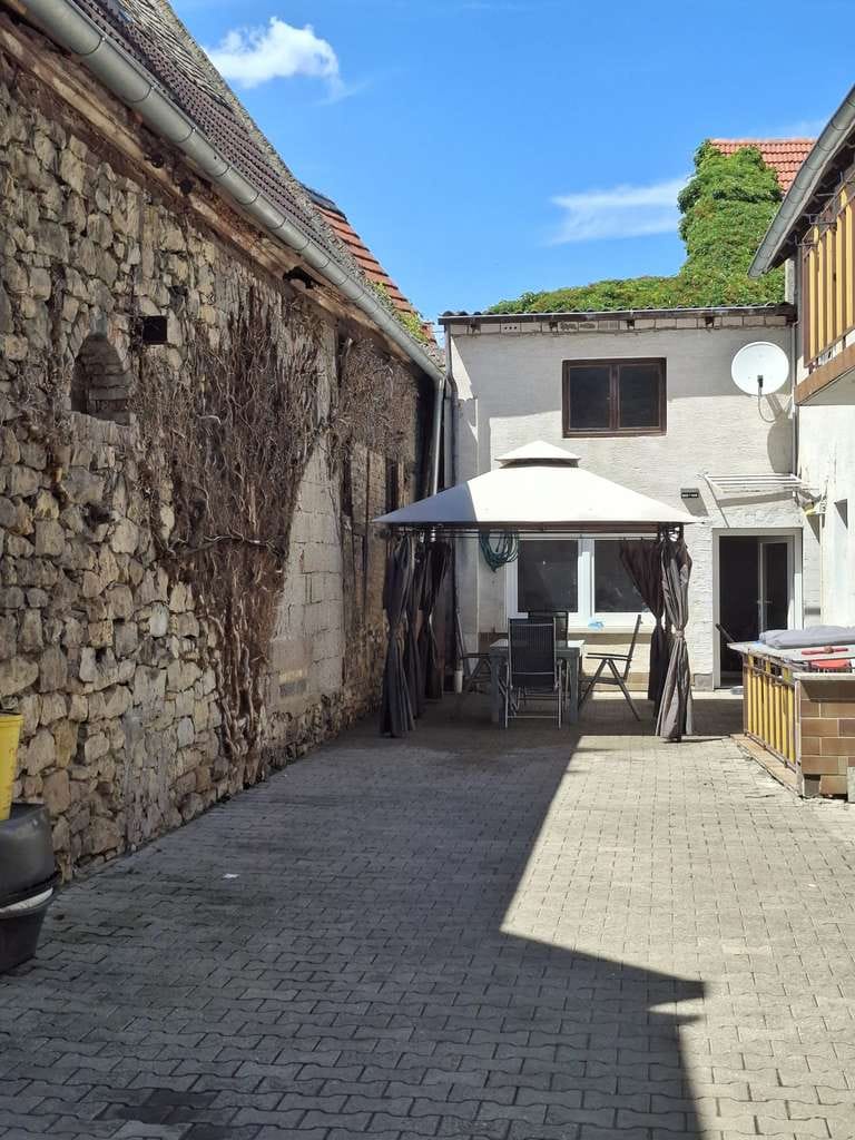 Immobilie in Gimbsheim - Einfamilienhaus mit ausbaufähiger ELW oder Gewerbe - Bild 1