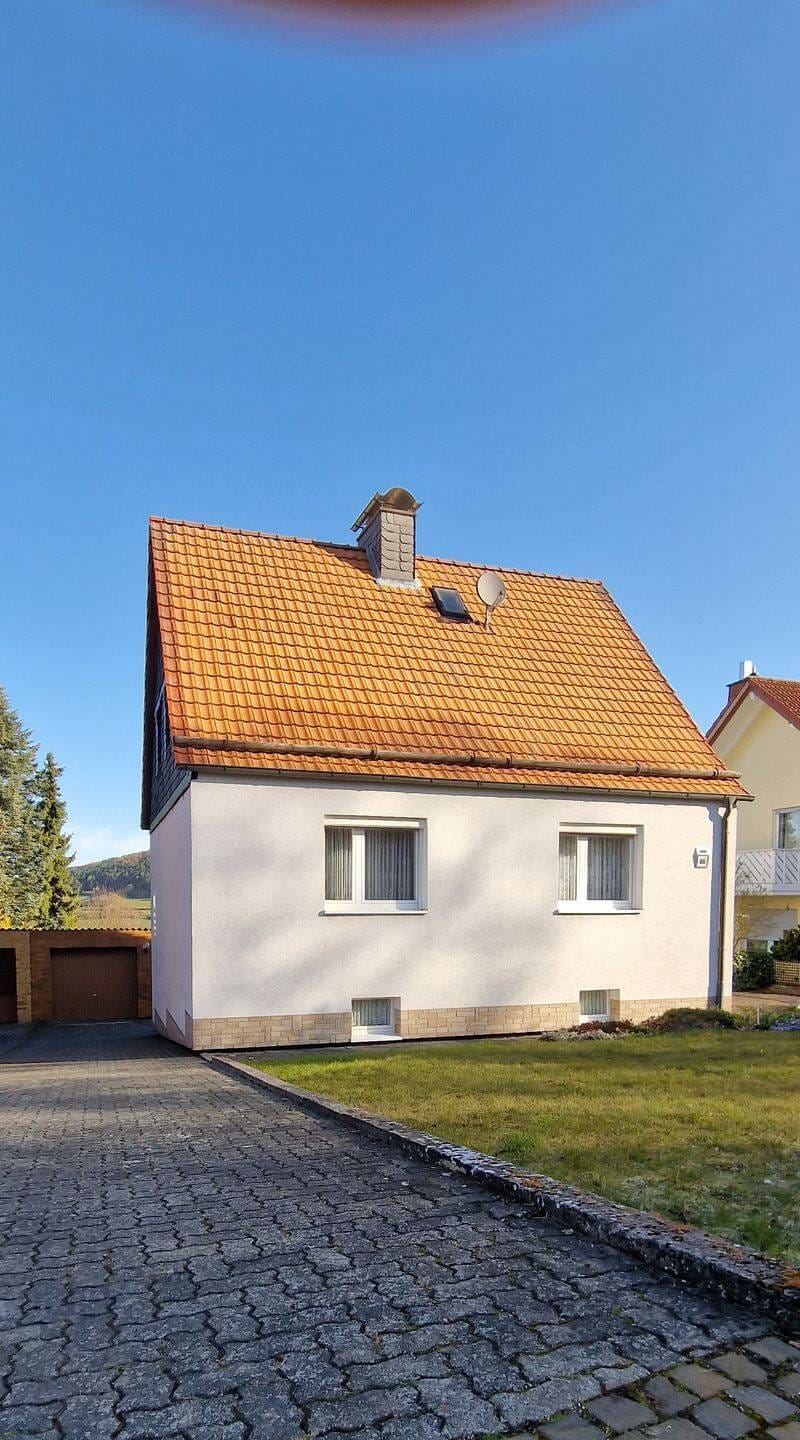 Immobilie in Habichtswald - Einfamilienhaus mit Fernblick - Bild 1