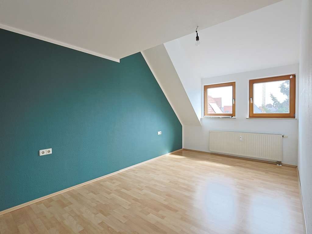 Immobilie in Rutesheim - Maisonette-Highlight: Galerie, Südbalkon, TG-Stellplatz - Bild 3