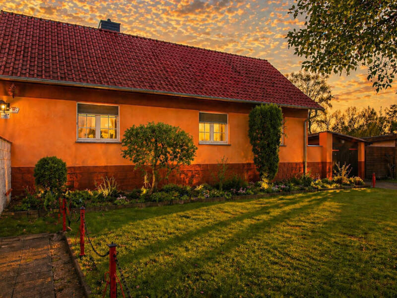 Immobilie in Nuthe-Urstromtal - Haus mit geschütztem Innenhof & vielseitigem Zusatzraum in Stülpe: RUHE. PRIVAT. MÖGLICHKEITEN. - Bild 0