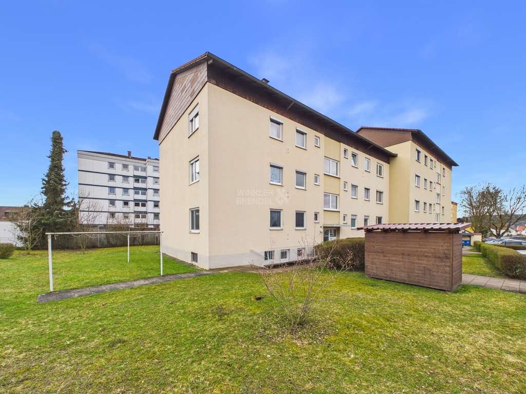 Immobilie in Bindlach - Geräumige 3-Zimmer-Wohnung mit Balkon im 2. OG in Bindlach - Bild 1