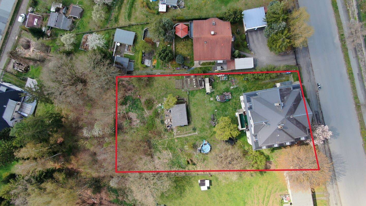 Immobilie in Reichenbach - "Mehrfamilienhaus mit 6 Einheiten, Denkmalschutz & Mietsteigerungspotenzial - Solide Kapitalanlage in ruhiger Lage Mylaus" - Bild 3