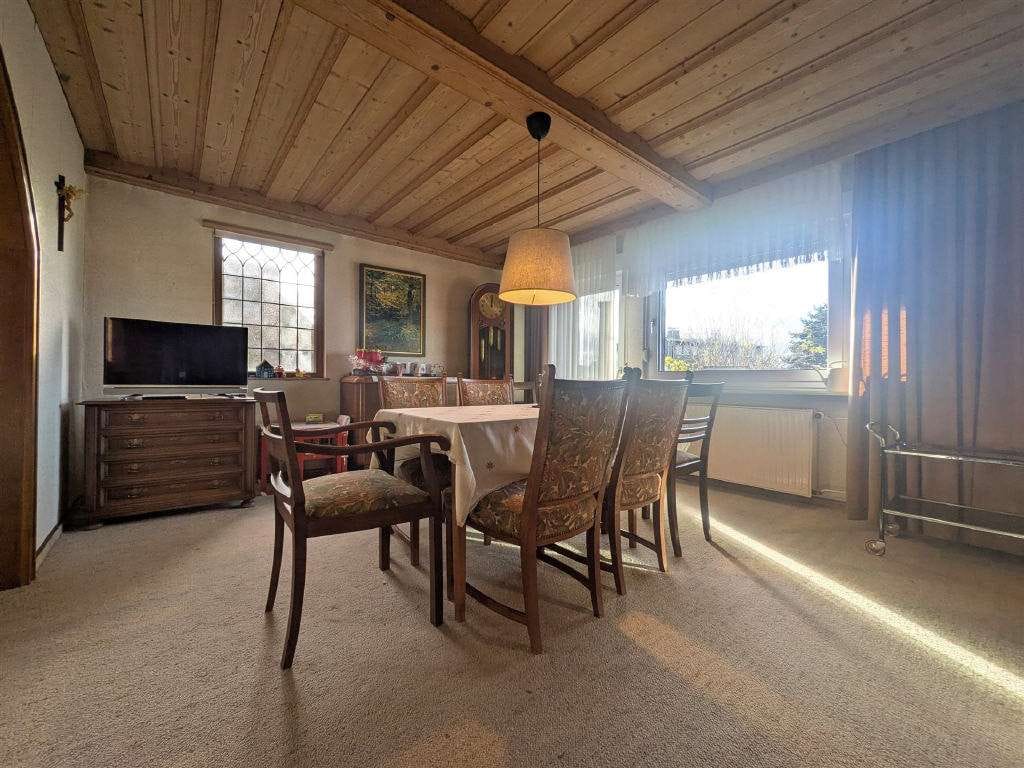 Immobilie in Rüdesheim am Rhein - Großes freistehendes Einfamilienhaus mit Fernblick + traumhaftem weiter bebaubarem Grundstück - Bild 3
