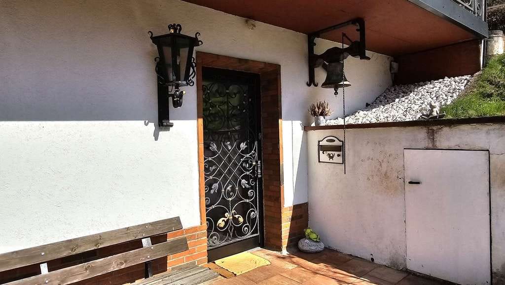 Immobilie in Alf - Einfamilienhaus in sonniger Höhenlage von Alf mit großem Grundstück und Garage für die große Familie - Bild 3