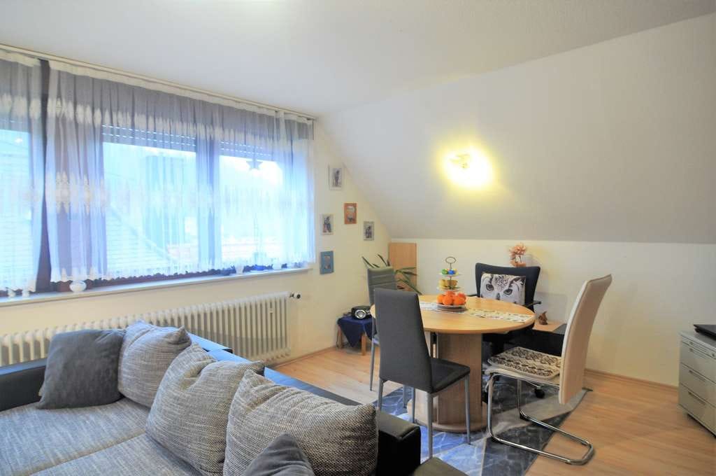 Immobilie in Schmitten - Neuer Preis!  Grundstück, 3 Gebäude, bis zu 5 WE, davon 3 vermietet - Bild 2