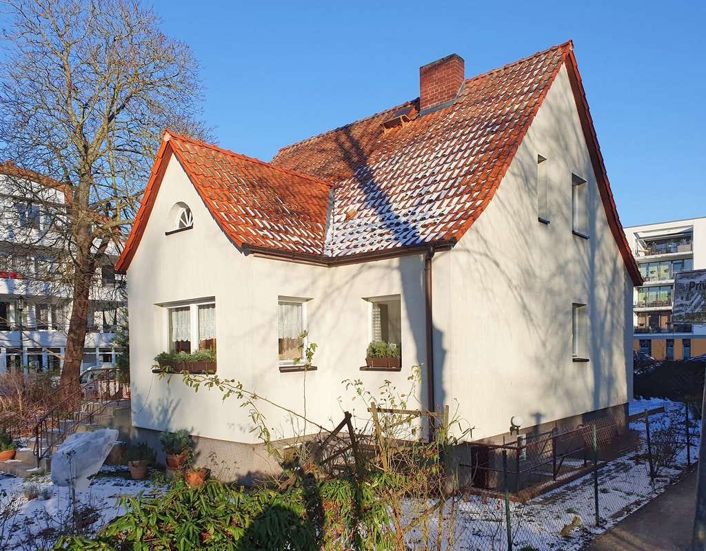 Immobilie in Neubrandenburg - Einfamilienhaus mit Garage – nur wenige Gehminuten zum Tollensesee und ins Stadtzentrum - Bild 2