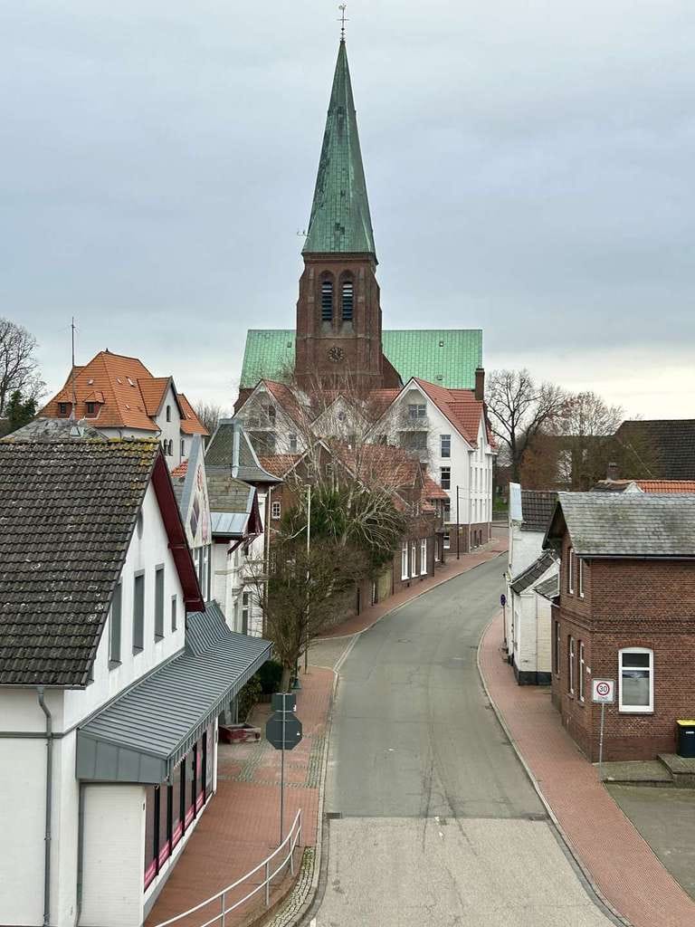 Immobilie in Meldorf - Arbeiten mit Stil: Saniertes Bürohaus im Herzen von Meldorf - Bild 2