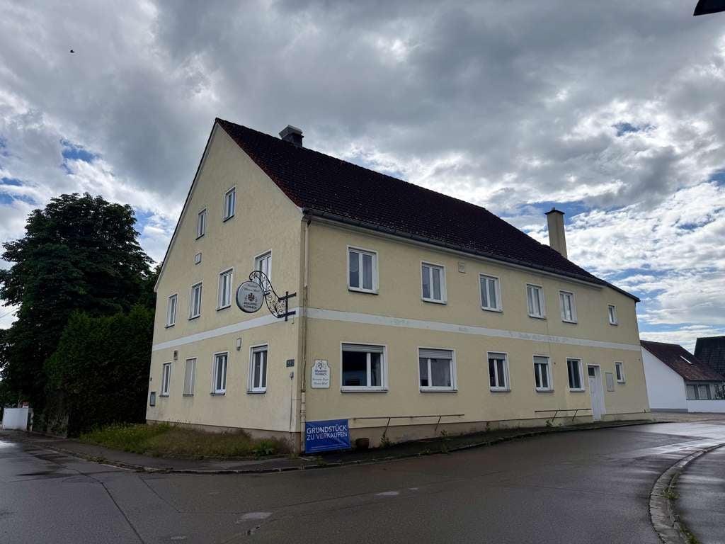 Immobilie in Schrobenhausen - Ehemaliges Wirtshaus mit Wohnungen in Hörzhausen - Bild 0