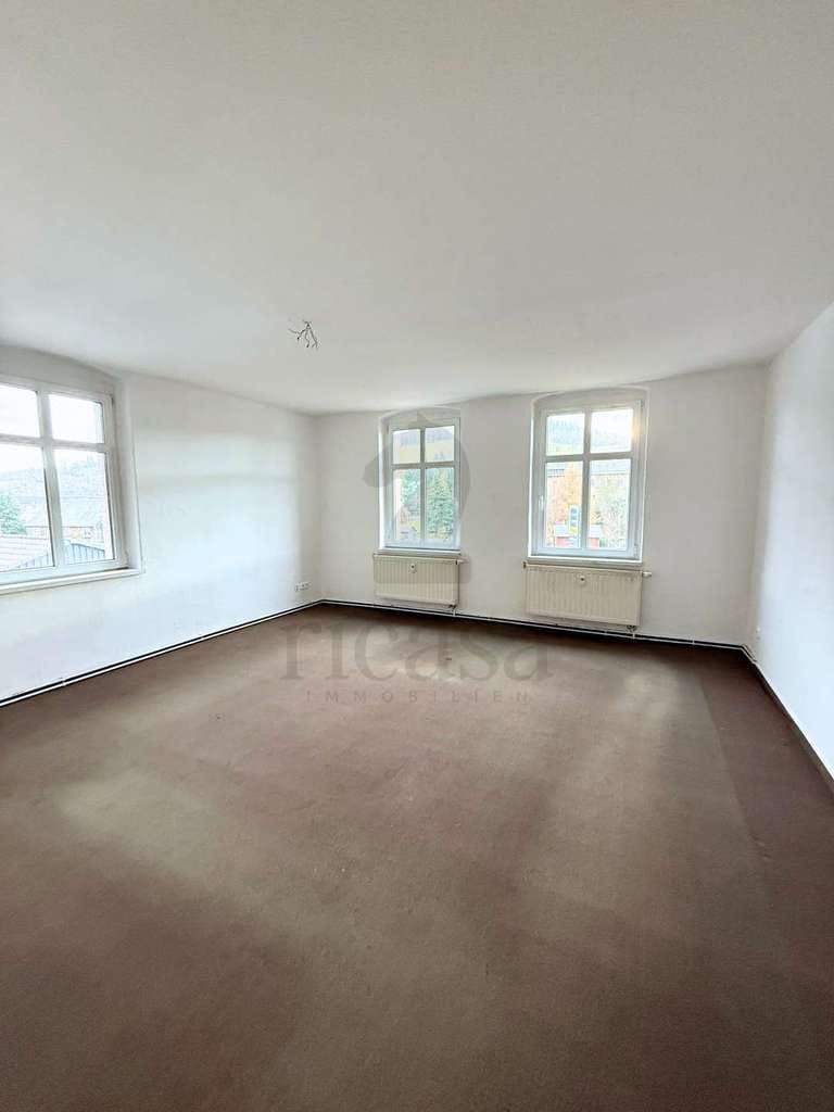 Immobilie in Burkhardtsdorf - Kapitalanlage im Erzgebirge - geräumige 2-Raumwohnung mit Entwicklungspotential - Bild 1