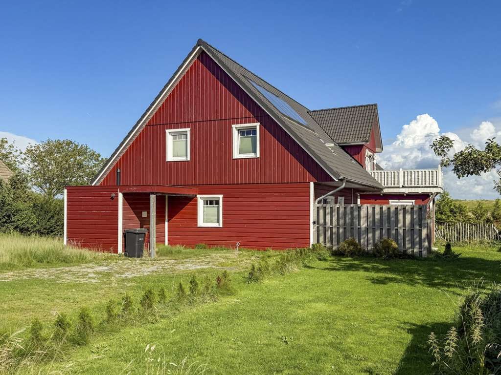 Immobilie in Simonsberg - Beste Aussichten für Ihr Investment: Mehrfamilienhaus mit 4 Mietwohnungen in Top-Lage nahe Husum. - Bild 2