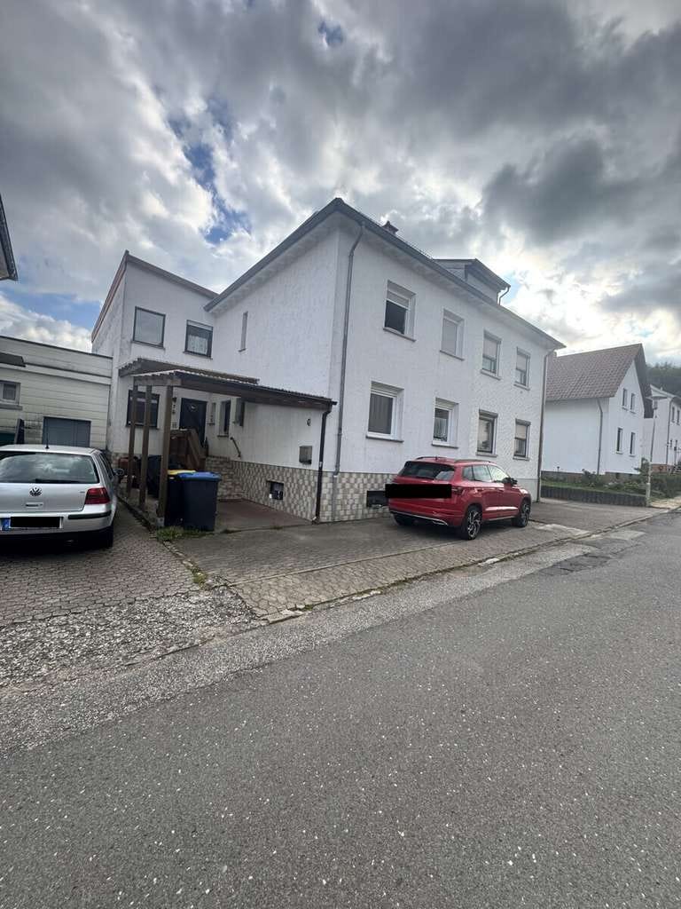 Immobilie in Blieskastel - Schöne, gepflegte Doppelhaushälfte in Blieskastel zum verkaufen Mit schönem Garten und Terrasse! - Bild 0
