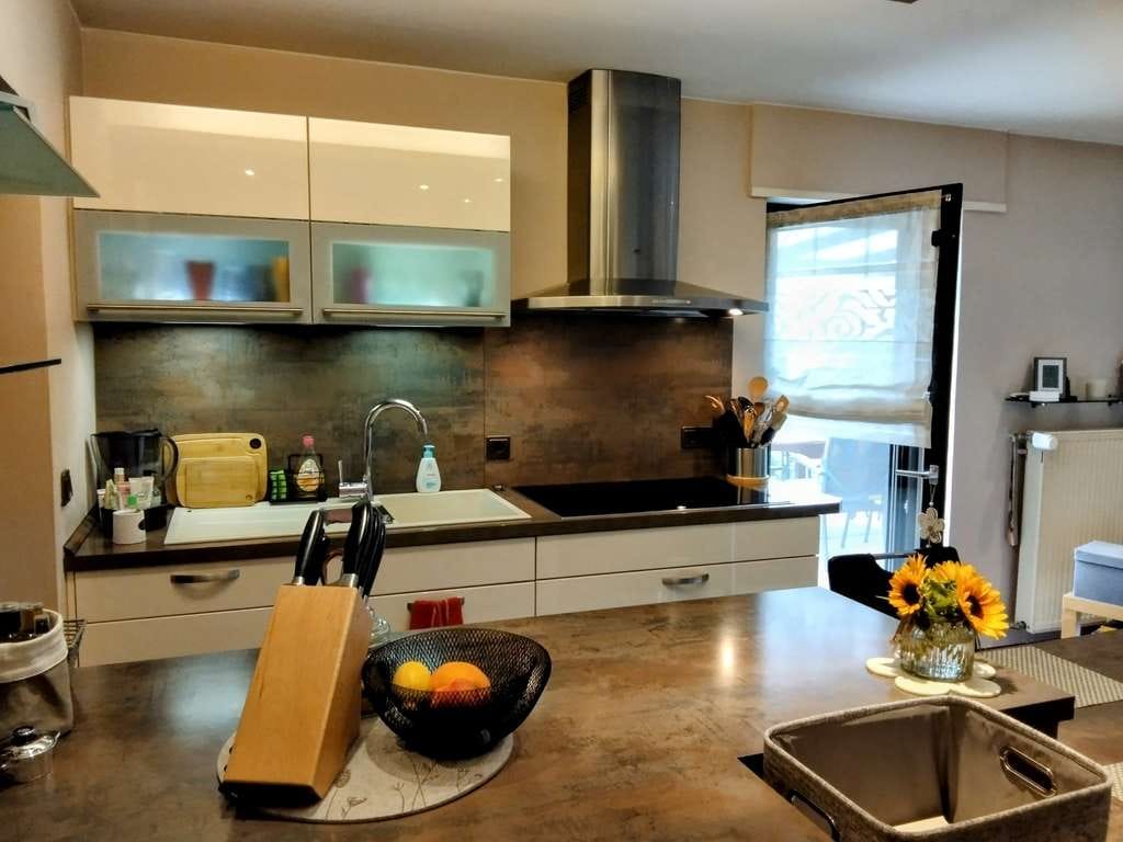 Immobilie in Großniedesheim - Einfamilienhaus mit 7 Zimmern und 230 m² Wohnfläche in Großniedesheim - Bild 2
