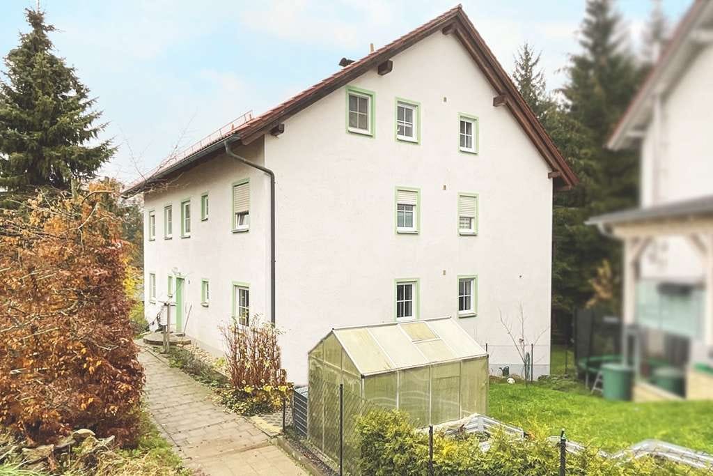 Immobilie in Mitterfels - Hier lässt es sich gut leben! 2-Zimmer-Wohnung in Mitterfels  - Bild 4
