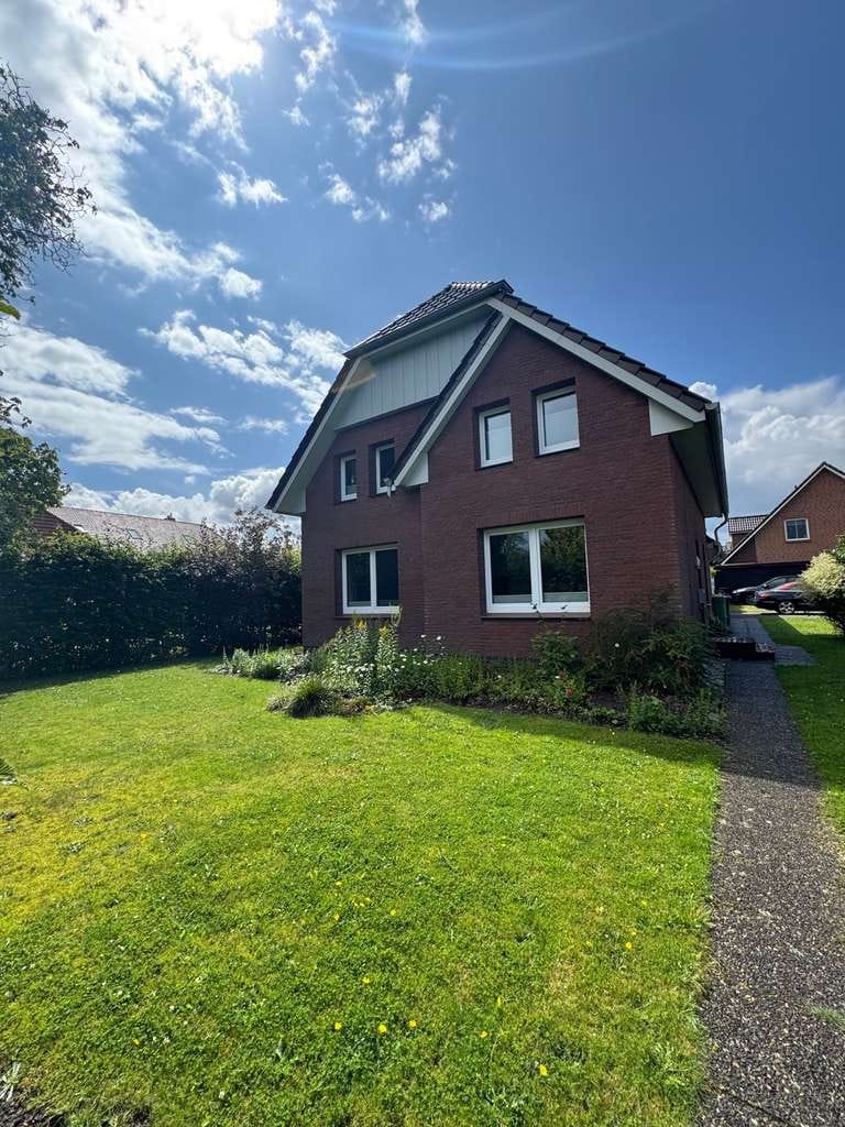 Immobilie in Delingsdorf - TOP Einfamilienhaus 4 Zi./130m², 2 Bäder,
Garage auf ca. 1.300 m² Grundstück im
Speckgürtel von HH - Bild 1