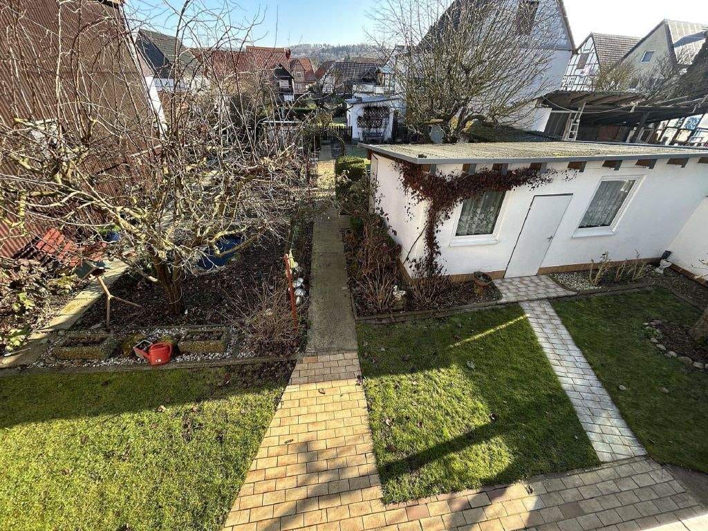 Immobilie in Volkmarsen - Charmantes Wohnhaus mit Garage und Garten in zentraler Lage von Volkmarsen - Bild 4
