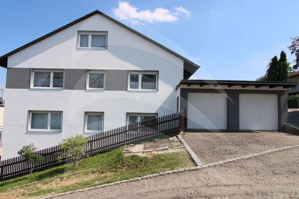 Immobilie in Altdorf - Großzügiges Mehrgenerationenhaus, naturnah und ruhig gelegen! - Bild 2