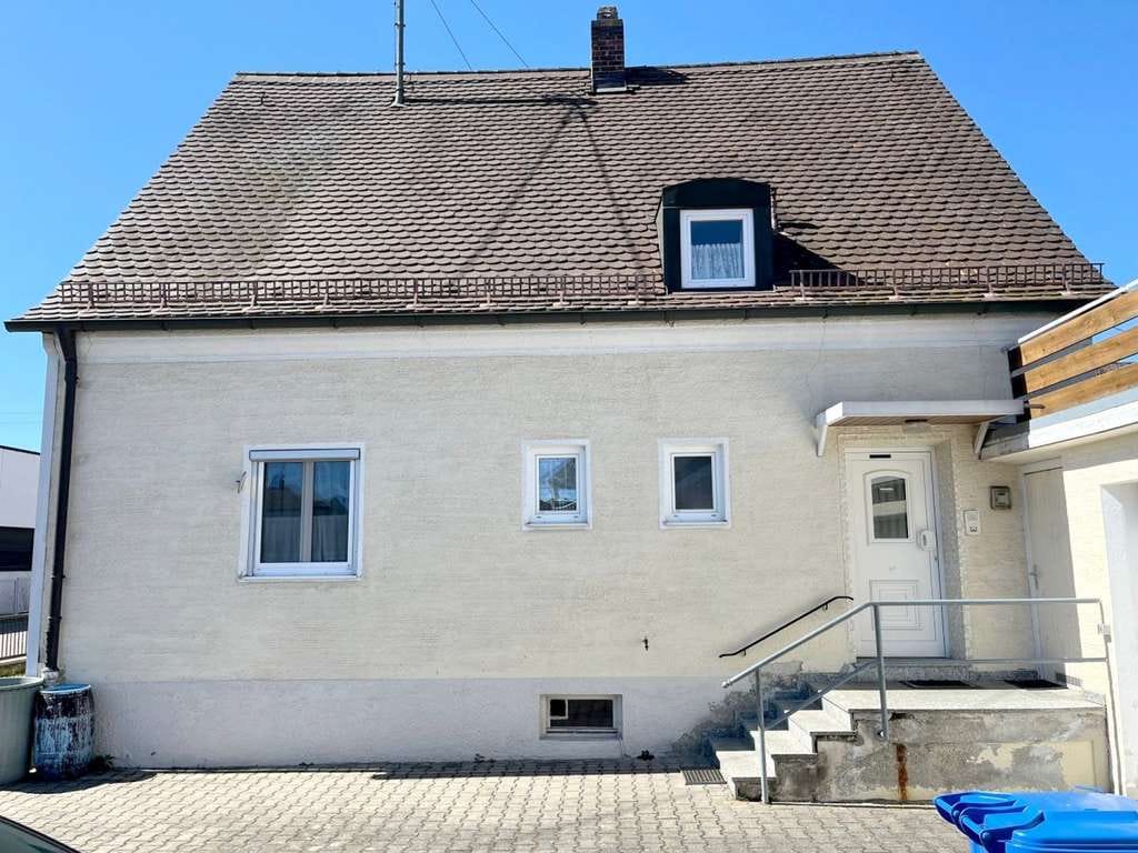 Immobilie in Mainburg - Charmantes Siedlungshaus mit Einliegerwohnung in Mainburg - Bild 0