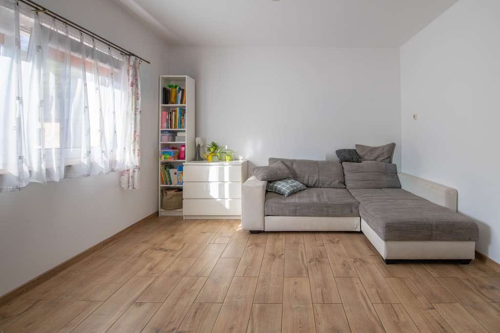 Immobilie in Fellen - ++Einfamilienhaus in Fellen - perfekt für junge Familien!++ - Bild 2