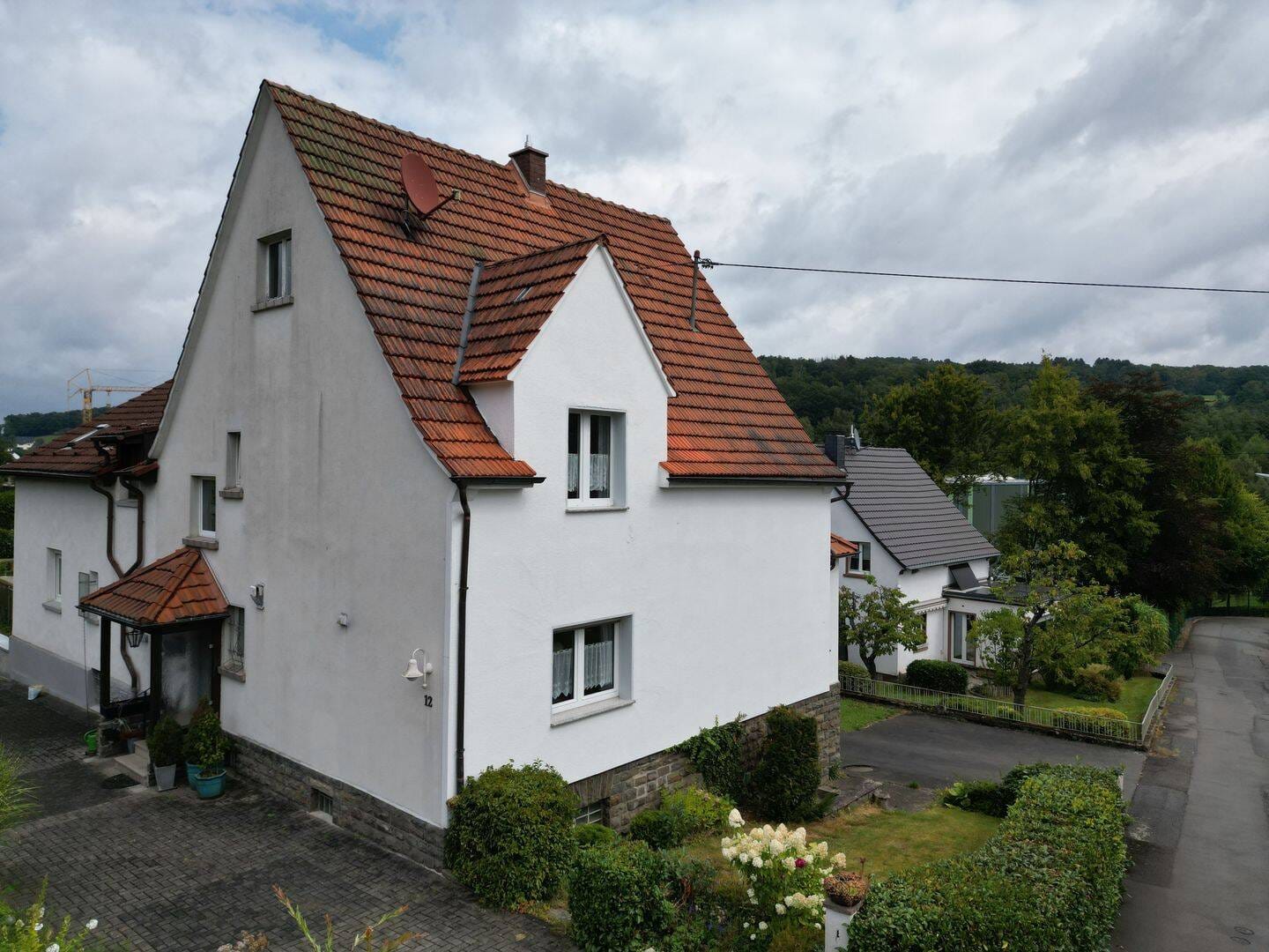 Immobilie in Wiehl - Charmante Doppelhaushälfte in Wiehl  - Bild 2