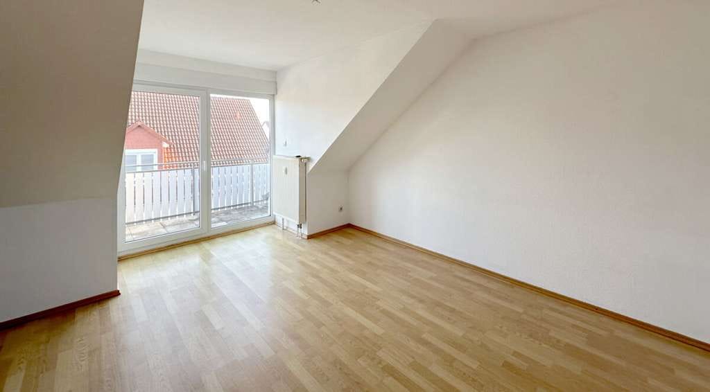 Immobilie in Stegaurach - 2-Zimmer-Dachgeschosswohnung mit Balkon in Stegaurach - Bild 1