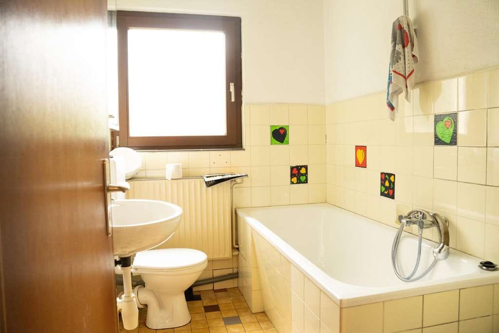 Immobilie in Wilnsdorf - Familienfreundliches Einfamilienhaus im Grünen von Wilnsdorf-Obersdorf - Bild 4