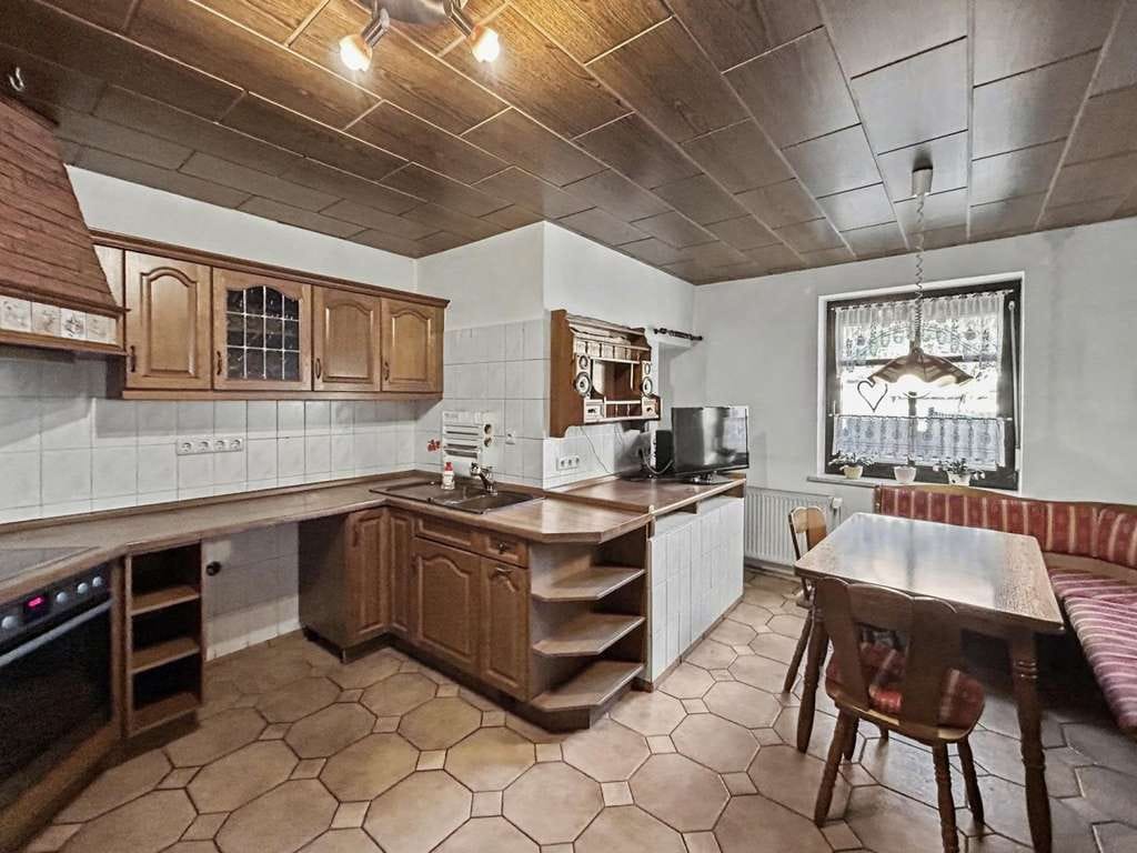 Immobilie in Kloster Lehnin - Doppelhaushälfte mit 4 Zimmern, sonniger Dachterrasse und großer Werkstatt in Lehnin - Bild 4