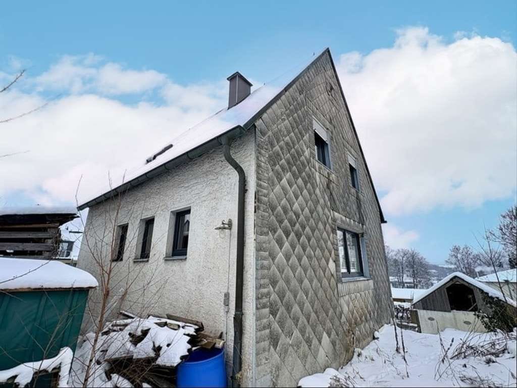 Immobilie in Wunsiedel - Rohbau sucht Handwerker - Bild 2