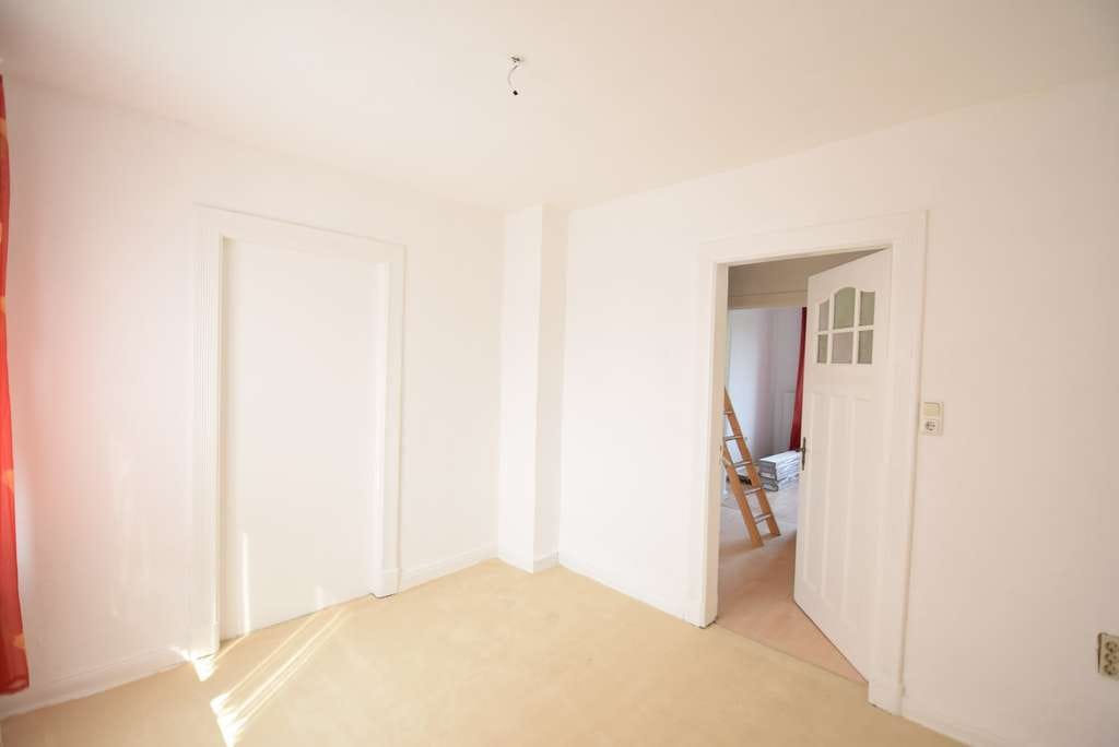 Immobilie in Stockelsdorf - Anlageobjekt oder großes Eigenheim sucht neuen Besitzer - Bild 4