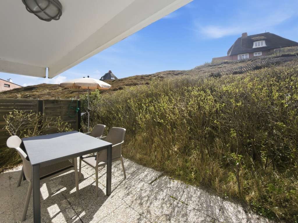Immobilie in Hörnum (Sylt) - Wohntraum am Dünenrand: Exklusive Erdgeschosswohnung im Strandweg, Hörnum - Bild 2