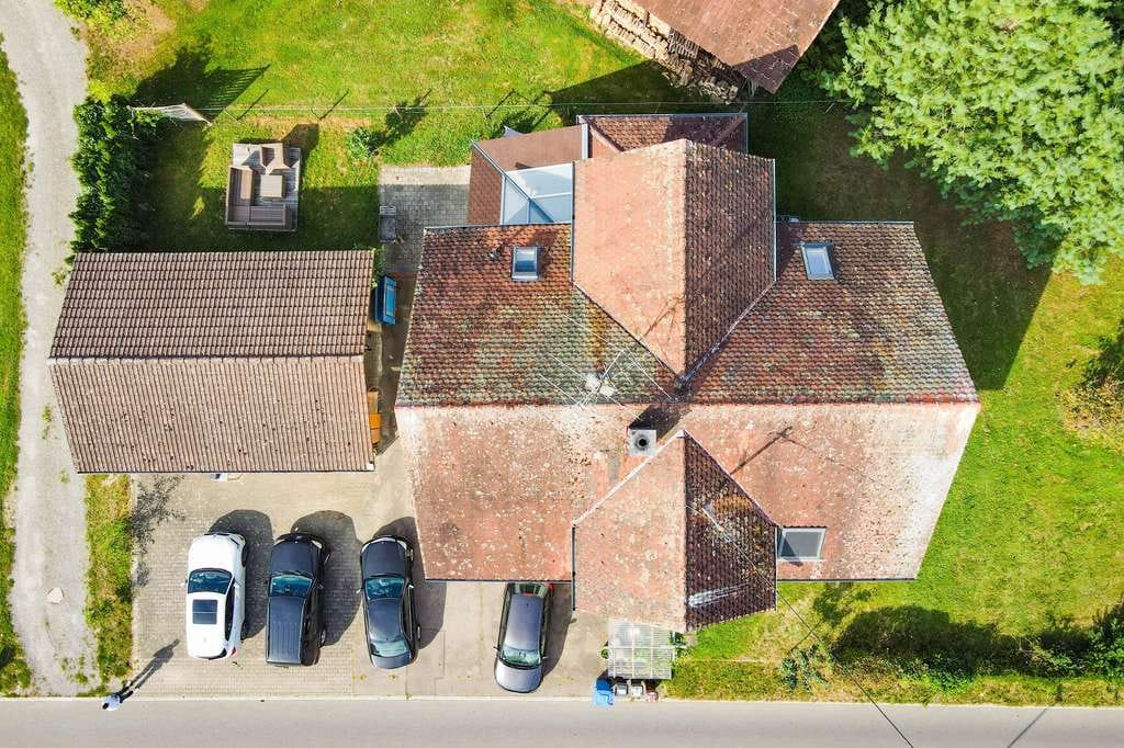 Immobilie in Salem - GROSSZÜGIGES WOHNHAUS MIT AKTUELL 3 WOHNUNGEN - Bild 4