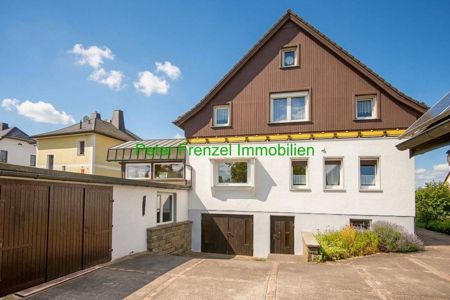 Immobilie in Naunhof - gepflegtes Einfamilienhaus mit Pool, großem Garten und 2 Garagen - Bild 3