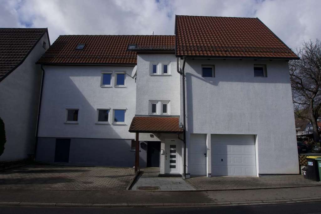 Immobilie in Ostelsheim - Historisches Wohnhaus mit Scheune und kommunalen Fördermöglichkeiten mitten in Ostelsheim - Bild 0