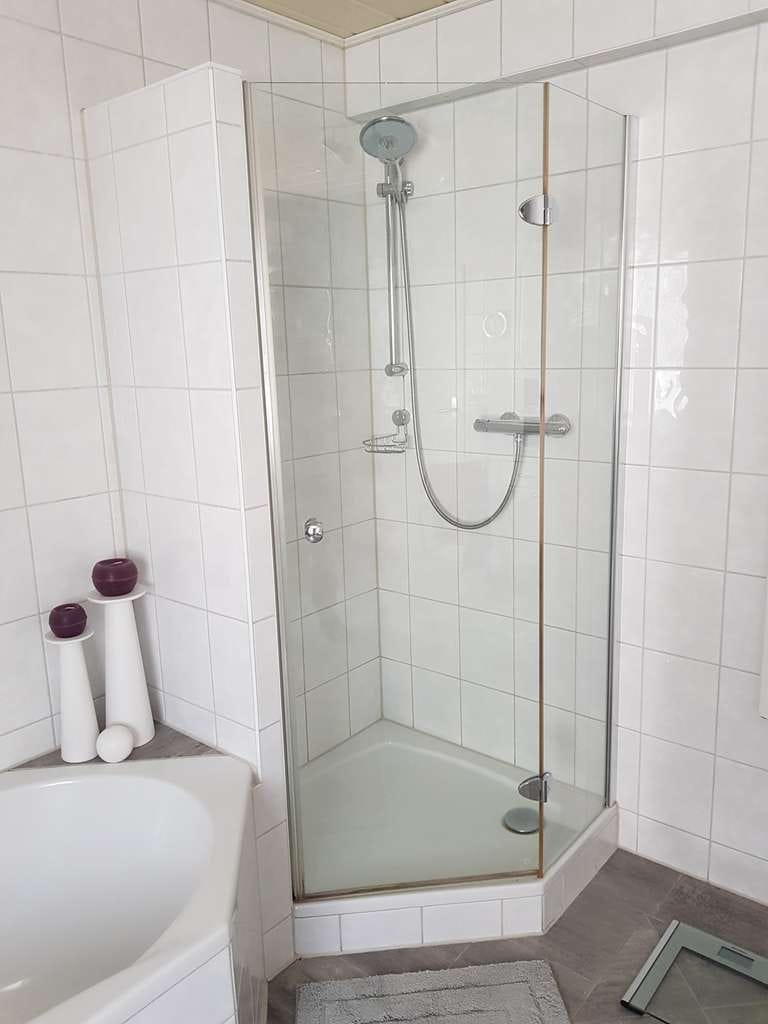 Immobilie in Unterwellenborn - Sanierter Altbau, nebst Gewerbe im Erdgeschoss - Bild 4
