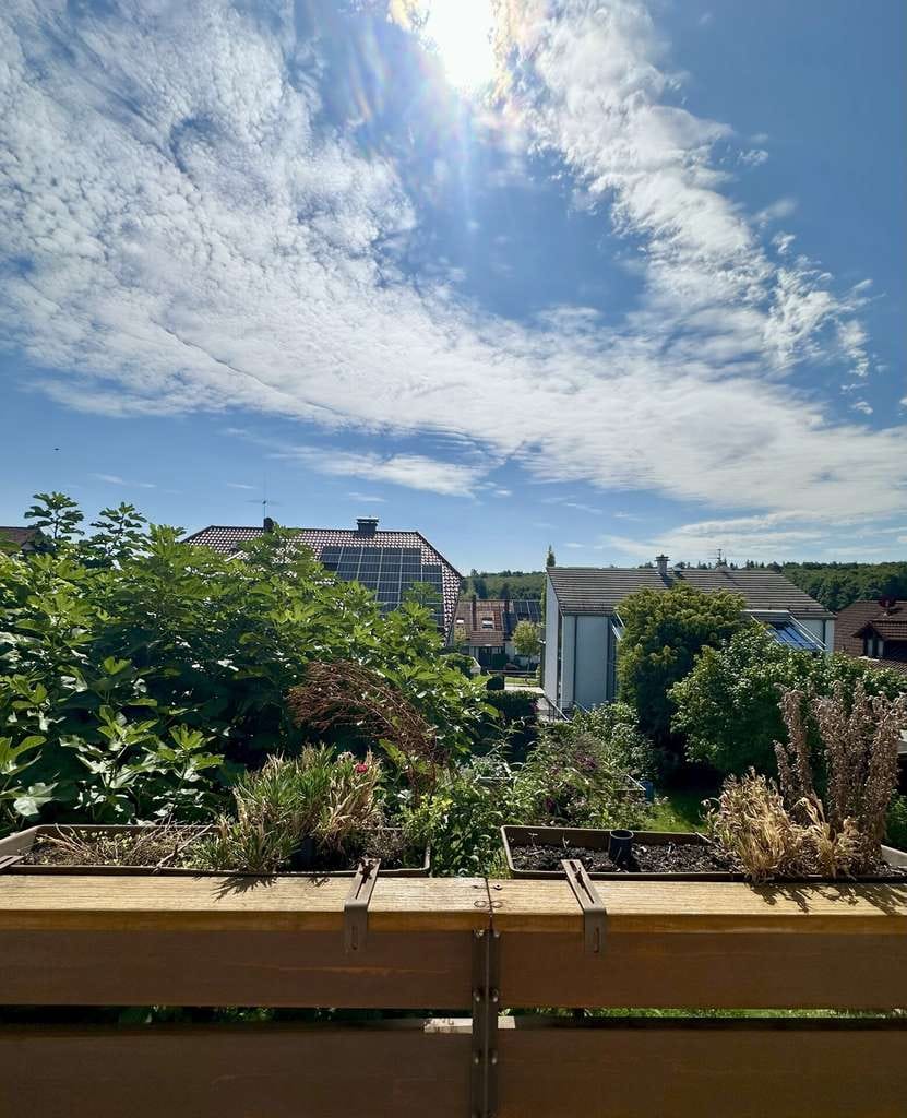 Immobilie in Ettlingen - Herrliche 5-Zimmerwohnung auf zwei Etagen mit Garten in Ettlingen-Schöllbronn - Bild 0