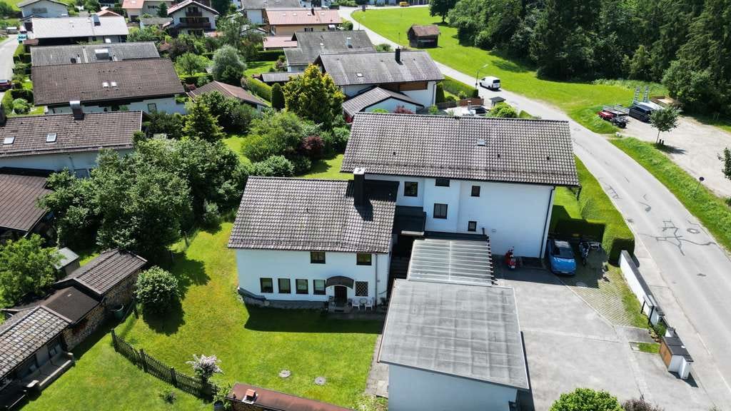 Immobilie in Grainau - Attraktives Mehrfamilienhaus (5 WEH) – sicher vermietete - Kapitalanlage - Bergblick - großer Garten - Bild 3