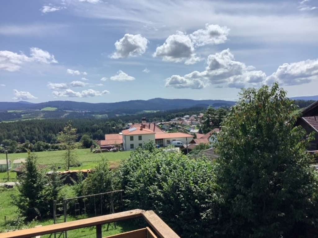 Immobilie in Lindberg - Ein Haus mit traumhaftem Ausblick in Lindberg - Bild 1