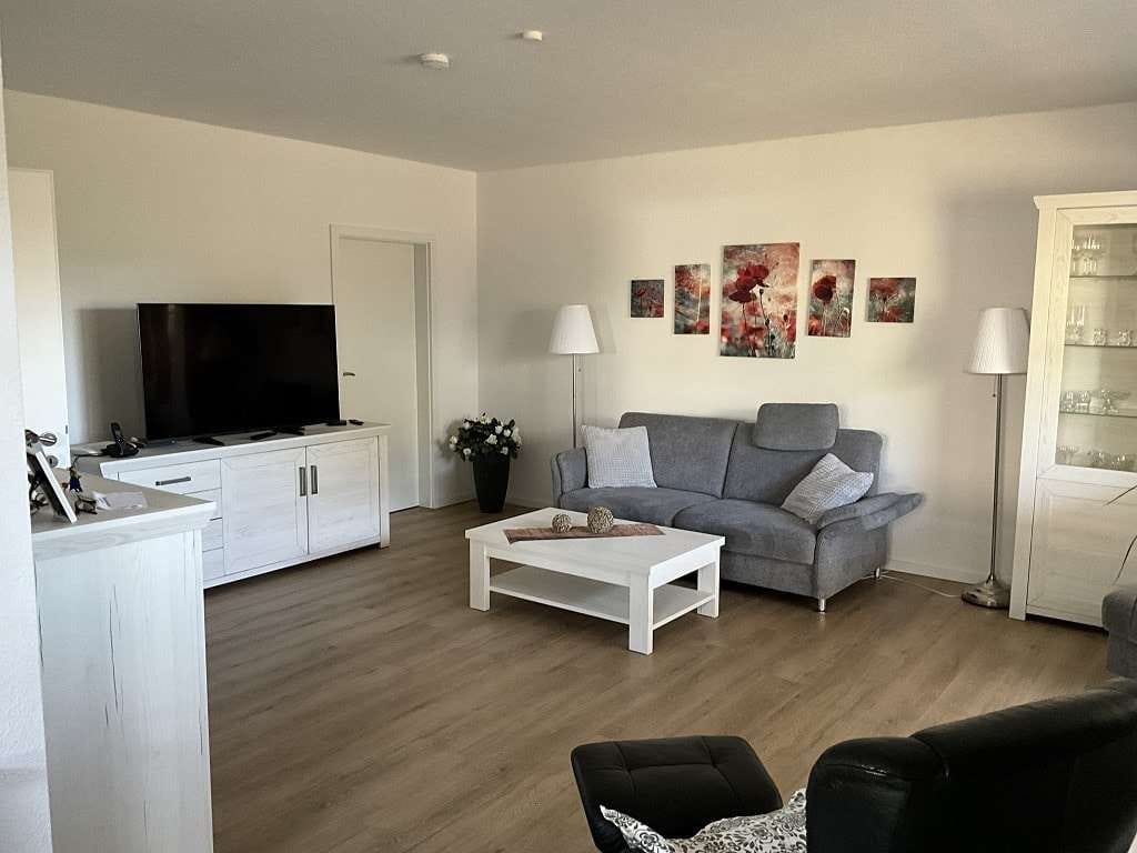 Immobilie in Westoverledingen - Hochwertige Doppelhaushälfte in Flachsmeer - Bild 1