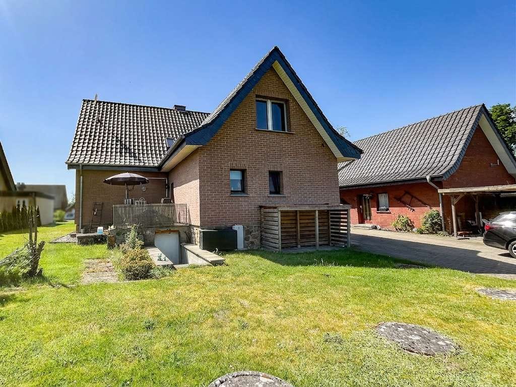 Immobilie in Mettingen - Vielseitiges Einfamilienhaus in naturnaher Umgebung von Mettingen ! - Bild 1