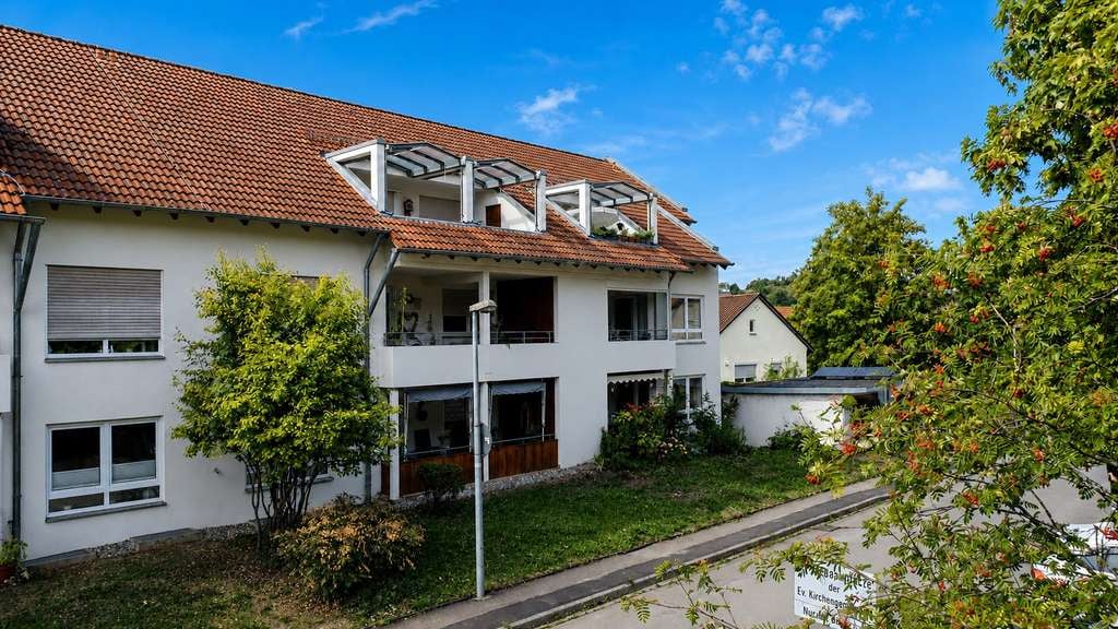 Immobilie in Donzdorf - Heute Kapitalanlage!
morgen ihr Zuhause?- 
vermietete 3 Zimmer-Seniorenwohnung
mit Balkon | Donzd - Bild 0