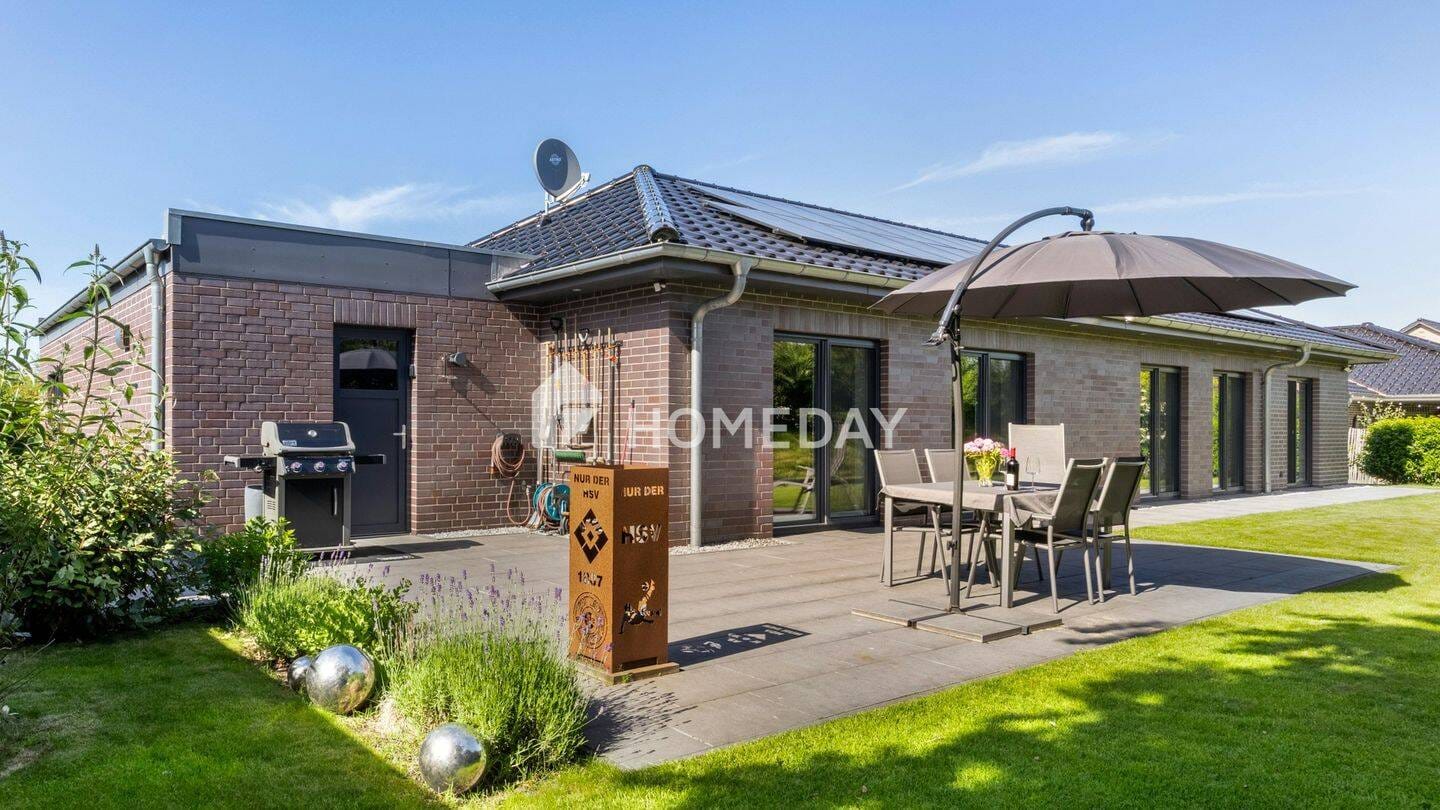 Immobilie in Wanderup - Wohnkomfort auf einer Ebene! Moderner Bungalow mit hochwertiger Ausstattung auf 134 m² Wohnfläche - Bild 0
