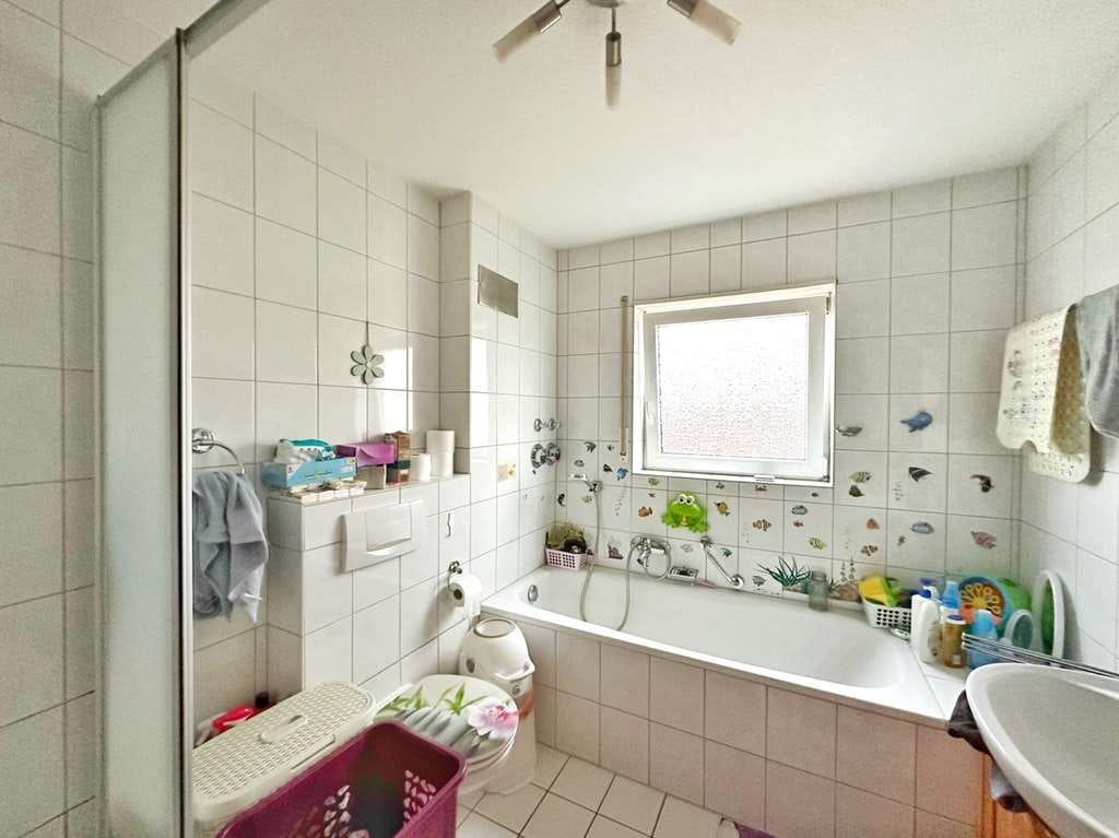 Immobilie in Bretten - Kapitalanlage mit Wohnqualität: Lichtdurchflutete 3-Zimmer-Wohnung in guter Wohnlage von Bretten! - Bild 3