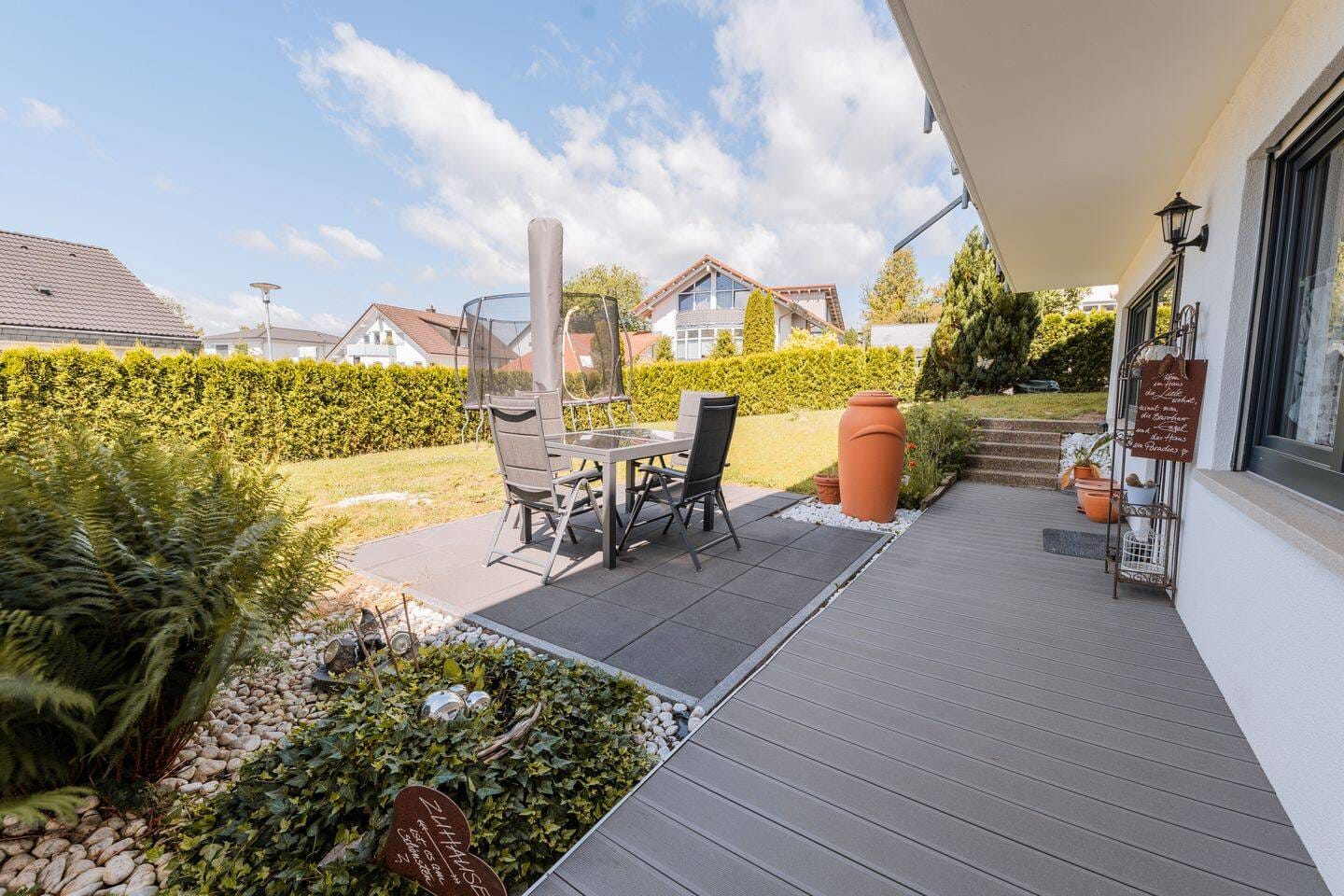 Immobilie in Pfullendorf - Stilvolle Gartenwohnung, Hochwertige Ausstattung in ruhiger Lage - Bild 2