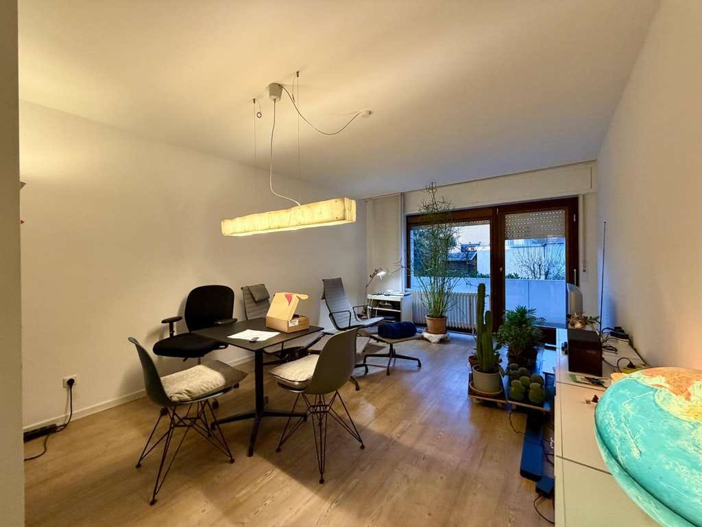 Immobilie in Offenbach am Main - Solides 5-Familienhaus mit 3 Garagen und Entwicklungspotential - OF-Bieber - Bild 3