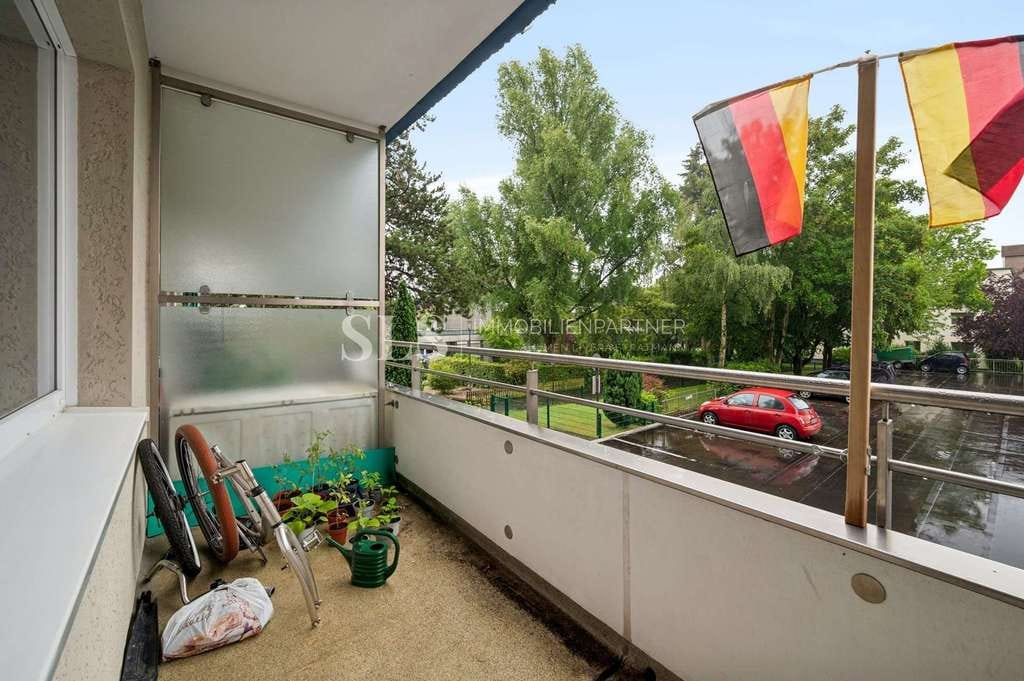 Immobilie in Kaarst - Clever investieren: Helle 1-Zimmer-Wohnung mit Balkon und Entwicklungspotenzial - Bild 2