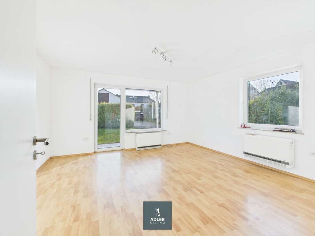 Immobilie in Friolzheim - ZWEIFAMILIENHAUS - mit Doppelgarage, Dachterrasse und Garten in Friolzheim - Bild 3