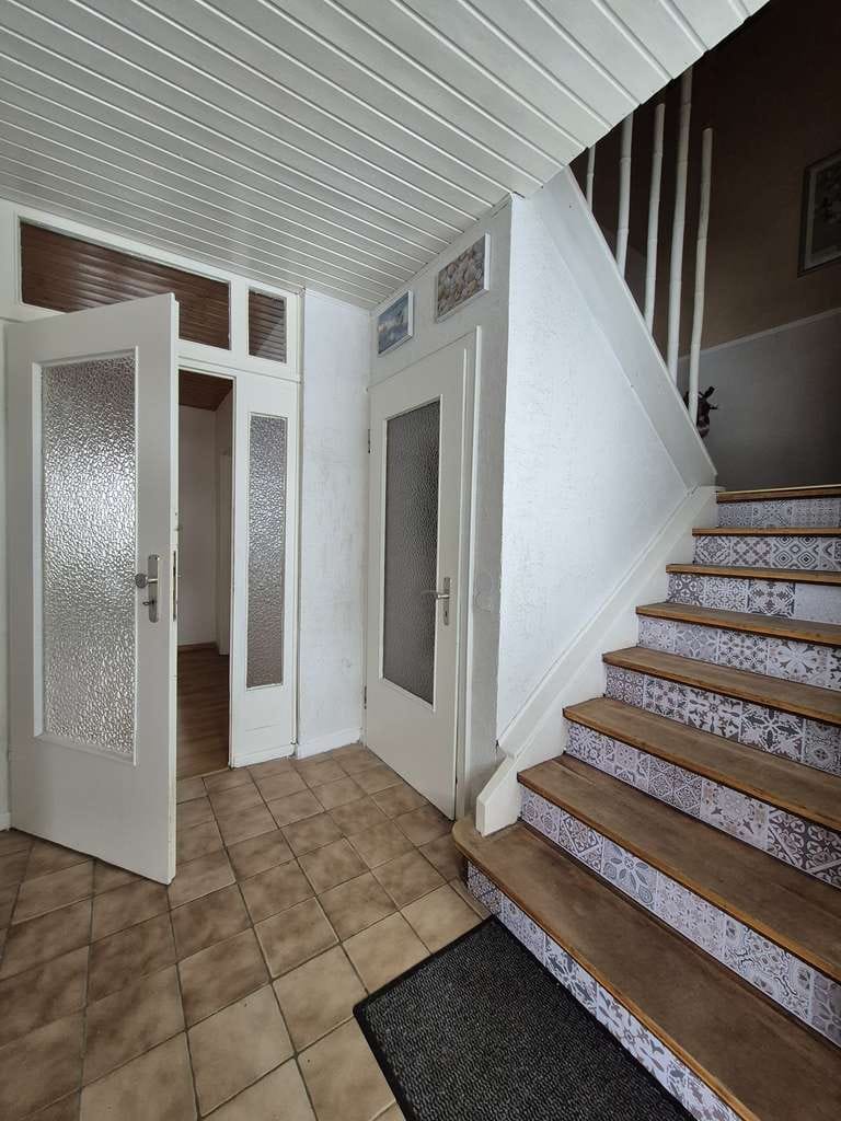 Immobilie in Bodenfelde - * Freistehendes Einfamilienhaus in Wahmbeck * Wfl. ca. 155 m² * GS. ca. 1002 m² * 2 Garagen * - Bild 3
