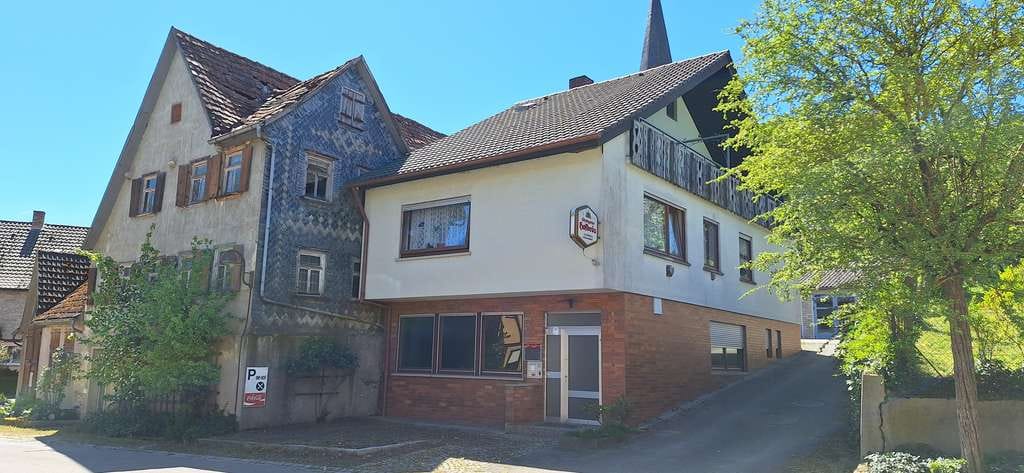 Immobilie in Niederstetten - Ehemalige Gaststätte mit viel Potential auch für Kleinbetriebe - Bild 0
