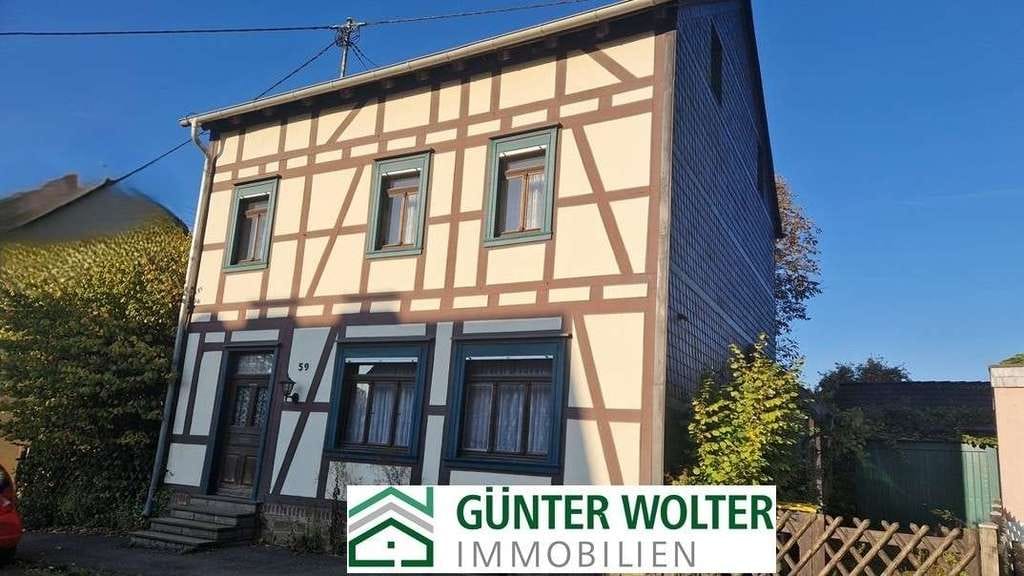 Immobilie in Eitorf - "Fachwerkhaus zum Sanieren – Hohe Decken, stabile Bauweise, ideale Grundlage" - Bild 0