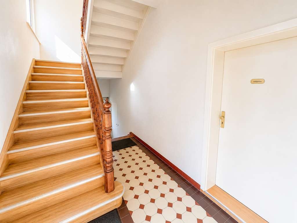 Immobilie in Weida - Geräumiger Wohntraum in Weida - 3-Raum  Wohnung mit Kamin und Einbauküche - Bild 3